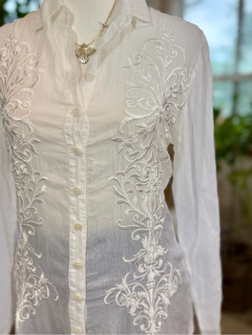 Johnny Was White Embroidered Button Front Boho Blouse Dainty XS Romantic Top - Picture 7 of 11